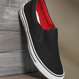 Roadster Men Black Solid Canvas Slip-On Sneakers-picture-37