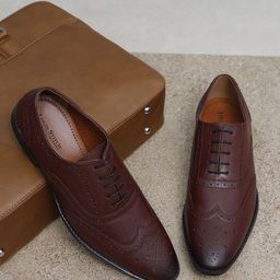 Men Rosewood Leatherette Brogue Formal Shoes-image-2