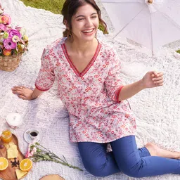 AURELIA Floral Printed V-Neck Pure Cotton Kurti-image-67