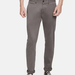 Celio Men Grey Slim Fit Solid Chinos-image-70