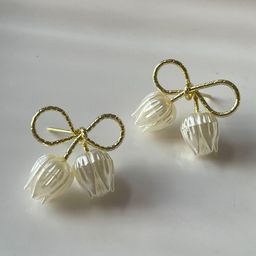 ISHKAARA Gold-Plated Contemporary Studs Earrings-44