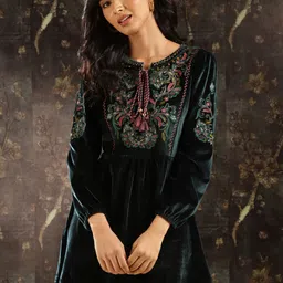 Lakshita Embroidered Velvet Kurti-picture-25
