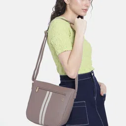Baggit Mauve Pink Solid Regular Structured Shoulder Bag with Applique Detail image 2