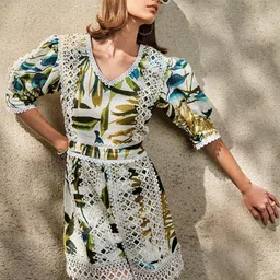 iki chic White Tropical Printed V-Neck Pure Linen Playsuit With Lace Detailing-picture-12