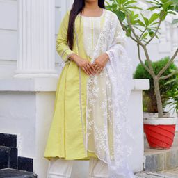 Libas Floral Embroidered Regular Thread Work Kurta with Trousers & With Dupatta-image-2