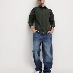 The Roadster Lifestyle Co. Solid Regular Fit Shirt-picture-37