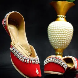 YASSIO Women Ethnic Embellished Mojaris Flats-picture-49
