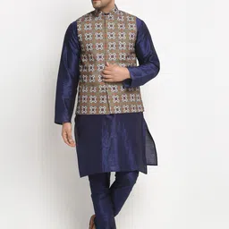 Benstoke Men Blue Solid Kurta with Pyjamas-image-67