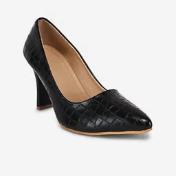 BuckleUp Women Black Textured Pumps-image-23