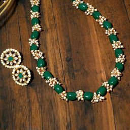 KARATCART Gold-Plated White & Green Emerald Tumble & Pearl Beaded Handcrafted Jewellery Set-20