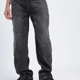 glitchez Men Mid-Rise Panelled Light Fade Straight Fit Jeans-picture-49