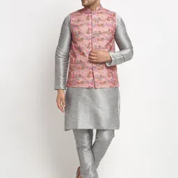 Benstoke Men Silver-Toned Solid Kurta with Churidar-image-66