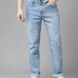 Roadster Men Relaxed Fit Light Fade Stretchable Jeans-image-85