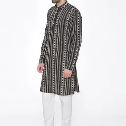 Wintage Men Black & Off-White Printed Straight Kurta-image-55