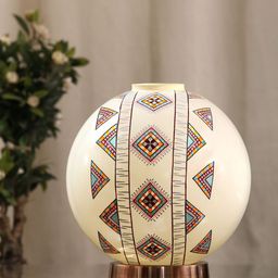 Posh-N-Plush Off White & Black Art Printed Glass Novelty Lamp-49