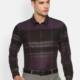 Louis Philippe Men Black Classic Slim Fit Checked Formal Shirt-image-39