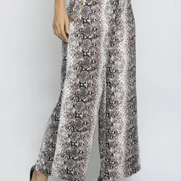 ISU Women Multicoloured Relaxed Straight Leg Regular Fit Printed Culottes-image-40