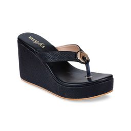 VALIOSAA Women Black Textured Wedges-40