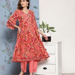 InWeave Women Paisley Printed Pleated Flared Sleeves Kurta With Palazzos-image-50
