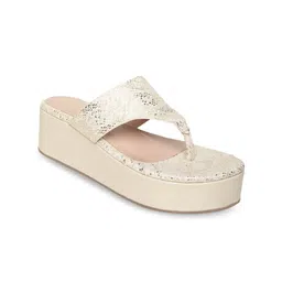 VALIOSAA Women Gold-Toned Textured Heels-image-13