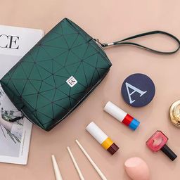 NFI essentials Green & Black Printed Pouch Organiser-62
