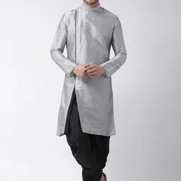 DEYANN Men Silver-Coloured & Black Solid Straight Kurta-image-78