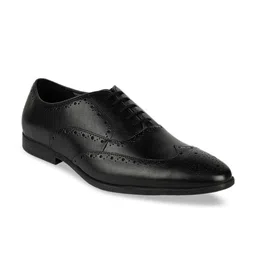 Clarks Men Black Solid Leather Formal Brogues-image-12
