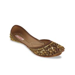 Fulkari Women Maroon & Gold-Toned Embellished Leather Mojaris-image-74