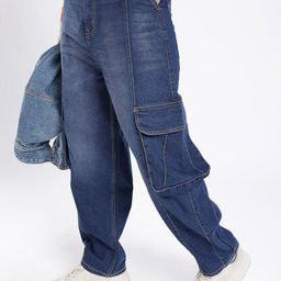 glitchez Men Wide Leg Light Fade Stretchable Panelling Cargo Jeans-image-93