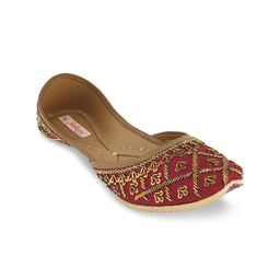 Fulkari Women Maroon Embellished Leather Mojaris-18