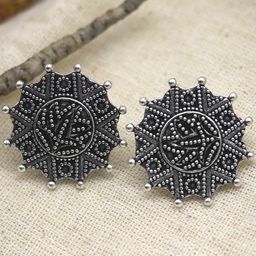 TEEJH Silver-Toned Contemporary Studs Earrings-6