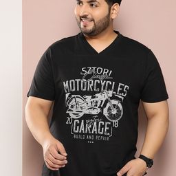 Sztori Men Printed V-Neck T-shirt-image-84