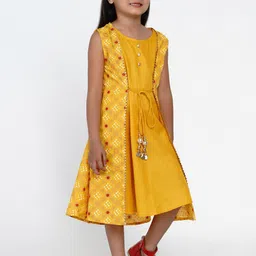 Bitiya by Bhama Yellow & White Ethnic Motifs Cotton Dress-picture-31