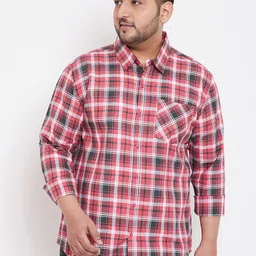 Instafab Plus Men Pink & White Regular Fit Checked Casual Shirt-image-31