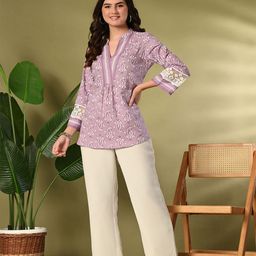 Lavantika Paisley Printed V-Neck Cotton Top-image-23