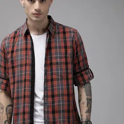 The Roadster Lifestyle Co. Men Grey & Red Checked Pure Cotton Casual Shirt-image-95