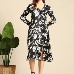 Mast & Harbour Printed MonoChrome Satin Sheath Midi Dress-image-26