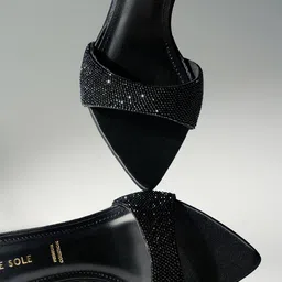 Signature Sole Embellished Party Block Sandals-39