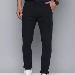 Levis Men 512 Slim Tapered Fit Solid Mid-Rise Chinos-image-48