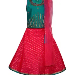 Wish Karo Girls Green & Pink Embellished Ready to Wear Pattu Pavadai with Dupatta-picture-27