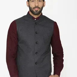 Wintage Men Black Solid Woven Nehru Jacket-14