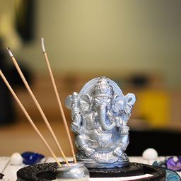 Archies Unisex Silver-Toned Ganesha Showpiece-image-27