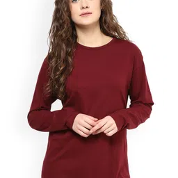 Hypernation Women Maroon Solid Round Neck T-shirt-image-34