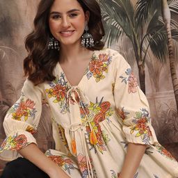 Sangria Floral Print Tie-Up Neck Fringed hem Cotton Empire Top-picture-14
