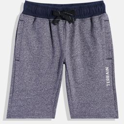 Indian Terrain Boys Solid Regular Fit Mid-Rise Shorts With Minimal Typography Print Detail-11