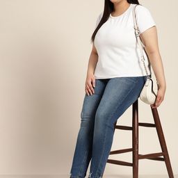 Sztori Women Plus Size Skinny Fit Light Fade Jeans-19