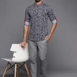 Indo Era Men Navy Blue & White Animal Print Liva Kurta-image-49