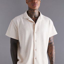 boohooMAN Bubble Textured Boxy Casual Shirt-image-3