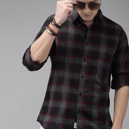 The Roadster Lifestyle Co Men Black & Red Regular Fit Checked Casual Sustainable Shirt-picture-5