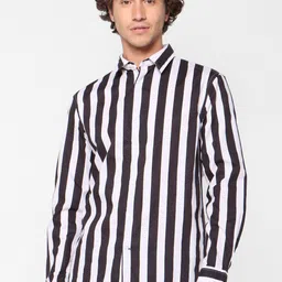 Celio Men Black & White Regular Fit Striped Pure Cotton Casual Shirt-image-34